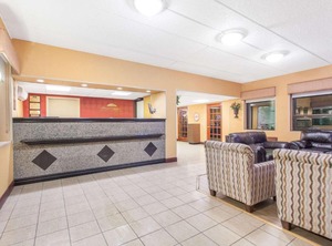 Howard Johnson | Tallman
