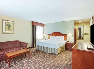 La Quinta Inn | Queens