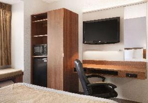 Microtel Inn | Latham