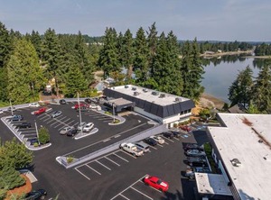 Oyster Bay Inn Suites | West Hills