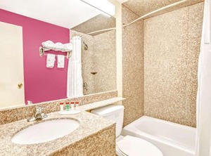 Ramada | Rockaway