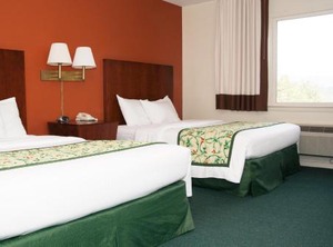 Carpet Inn Suites | Plymouth