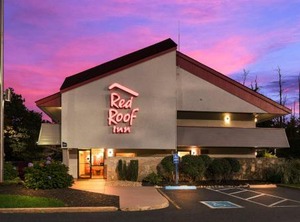 Red Roof Inn Salem | Salem