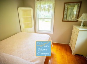 Waterfront Rentals Island Wine Country North Fork | Aquebogue
