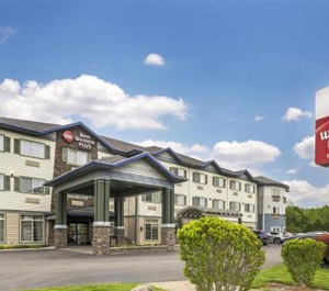 Vineyard Inn Suites 