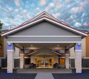 Holiday Inn Express Hotel Brattleboro Ihg 