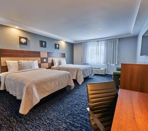 Hyannis Plaza Hotel 