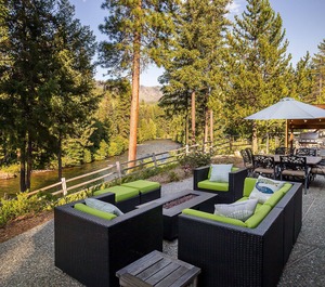 Riffle River Lodge 