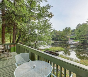 Waterfront Cottage Fire Pit Kayaks 