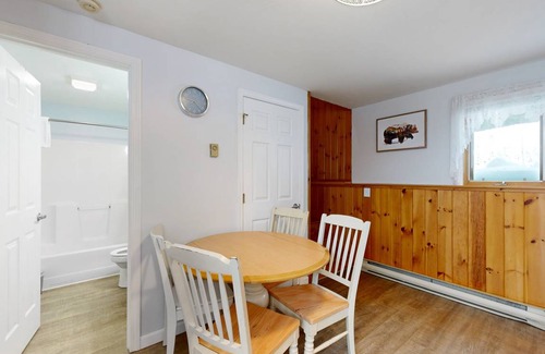 Thornton Condo | 102 m² Condo ∙ 2 bedrooms ∙ 6 guests