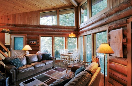 Maple Falls House | 107 m² House ∙ 3 bedrooms ∙ 6 guests