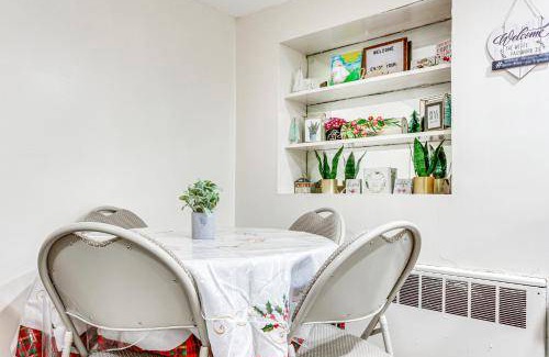 Alden Manor Apartment | 110 m² Apartment ∙ 1 bedroom ∙ 2 guests