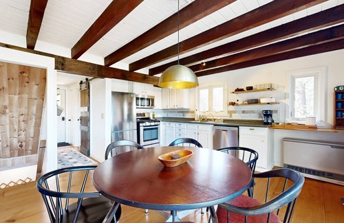 Thornton House | 110 m² House ∙ 3 bedrooms ∙ 9 guests