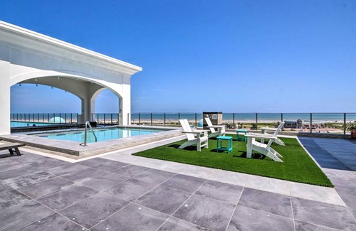 Galveston Apartment | 111 m² Apartment ∙ 3 bedrooms ∙ 6 guests