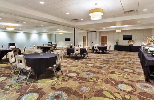 Morgantown Hotel | 111 m² Hotel ∙ 127 guests