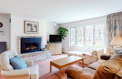 Warren Condo | 112 m² Condo ∙ 2 bedrooms ∙ 4 guests