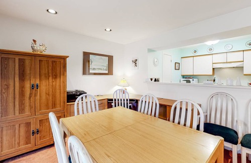 Warren Condo | 112 m² Condo ∙ 2 bedrooms ∙ 4 guests