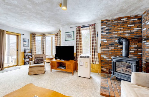 Jackson Condo | 114 m² Condo ∙ 2 bedrooms ∙ 6 guests