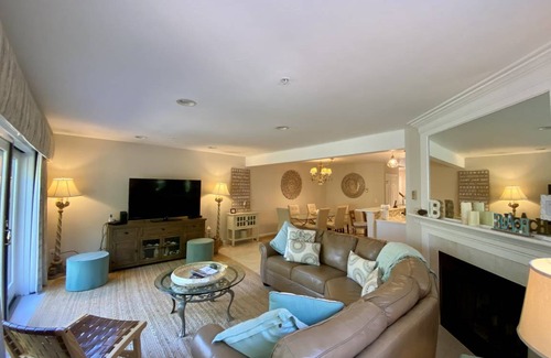 Brewster Condo | 116 m² Condo ∙ 3 bedrooms ∙ 6 guests