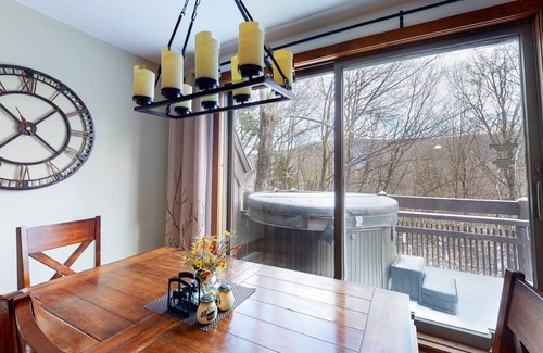 Plymouth House | 122 m² House ∙ 3 bedrooms ∙ 6 guests