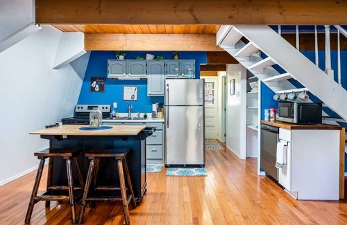 Alpine Lake Cabin | 125 m² Cabin ∙ 2 bedrooms ∙ 6 guests