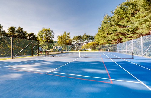 West Hartford Condo | 125 m² Condo ∙ 3 bedrooms ∙ 6 guests