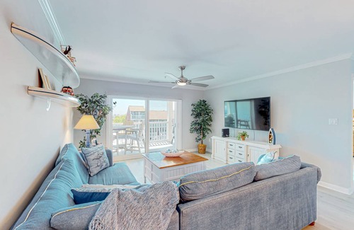Heron Harbour Isle Condo | 126 m² Condo ∙ 3 bedrooms ∙ 6 guests