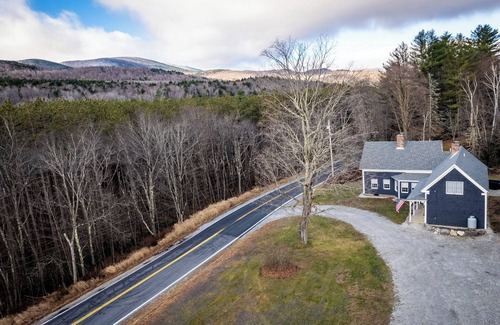 Sunday River Area House | 13 Beds, 17 Guests -Hot tub- 15 mins to Sunday River!