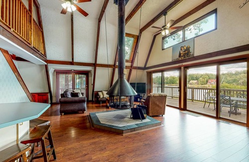 Barnstead House | 130 m² House ∙ 3 bedrooms ∙ 8 guests