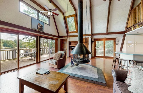 Barnstead House | 130 m² House ∙ 3 bedrooms ∙ 8 guests