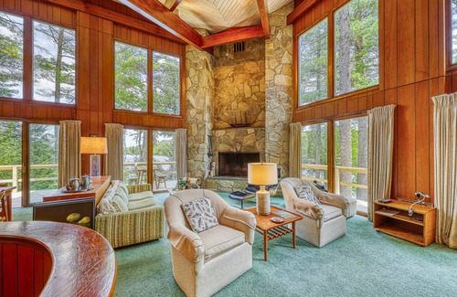Chestertown House | 132 m² House ∙ 4 bedrooms ∙ 8 guests