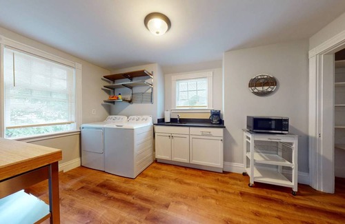 Hunnewell Hill Apartment | 139 m² Apartment ∙ 3 bedrooms ∙ 6 guests