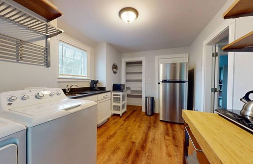 Hunnewell Hill Apartment | 139 m² Apartment ∙ 3 bedrooms ∙ 6 guests