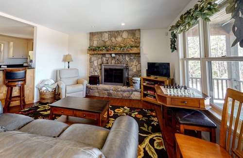 Ludlow Cabin | 139 m² Cabin ∙ 3 bedrooms ∙ 8 guests