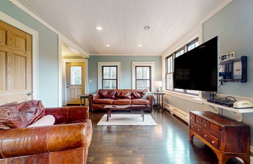 Wallingford House | 139 m² House ∙ 3 bedrooms ∙ 5 guests