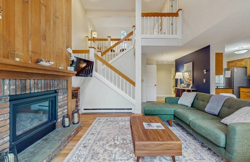 West Hartford House | 147 m² House ∙ 3 bedrooms ∙ 8 guests