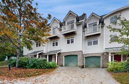 Stratton Mountain Condo | 154 m² Condo ∙ 3 bedrooms ∙ 8 guests