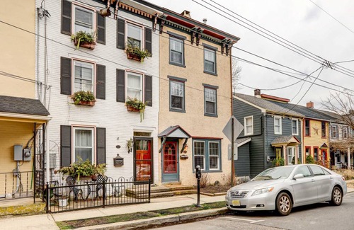 Lambertville Apartment | 157 m² Apartment ∙ 3 bedrooms ∙ 6 guests