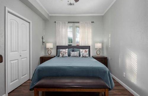 Dickinson House | 164 m² House ∙ 3 bedrooms ∙ 7 guests