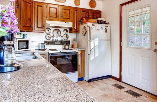 Pittsfield House | 167 m² House ∙ 3 bedrooms ∙ 10 guests