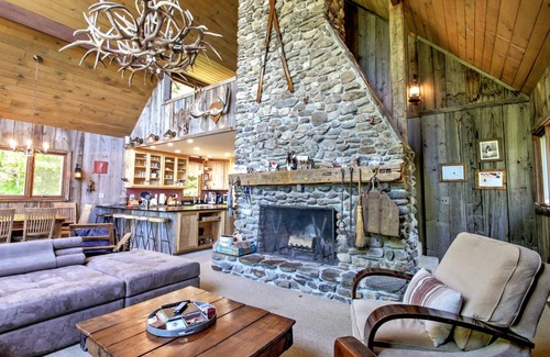 East Burke House | 167 m² House ∙ 4 bedrooms ∙ 10 guests