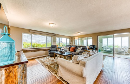 Rockaway Beach House | 167 m² House ∙ 3 bedrooms ∙ 8 guests