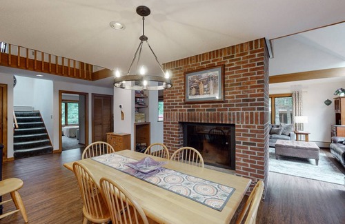Ludlow Condo | 171 m² Condo ∙ 3 bedrooms ∙ 6 guests