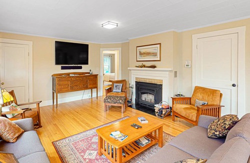 Bethel House | 172 m² House ∙ 3 bedrooms ∙ 6 guests