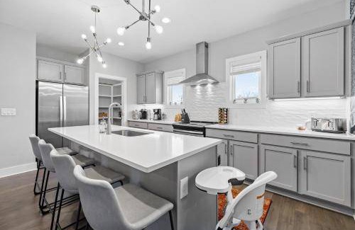 Katie Hill Neighborhood House | 175 m² House ∙ 4 bedrooms ∙ 10 guests