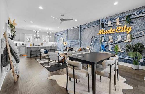 Katie Hill Neighborhood House | 175 m² House ∙ 4 bedrooms ∙ 10 guests