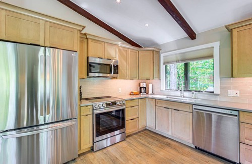 Brownsville House | 181 m² House ∙ 3 bedrooms ∙ 6 guests