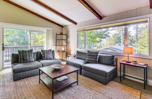 Brownsville House | 181 m² House ∙ 3 bedrooms ∙ 6 guests
