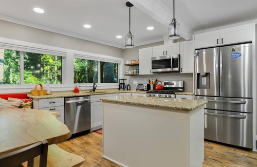Government Camp House | 196 m² House ∙ 2 bedrooms ∙ 8 guests