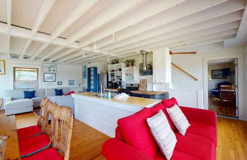 Tenants Harbor Cottage | 201 m² Cabin ∙ 5 bedrooms ∙ 8 guests